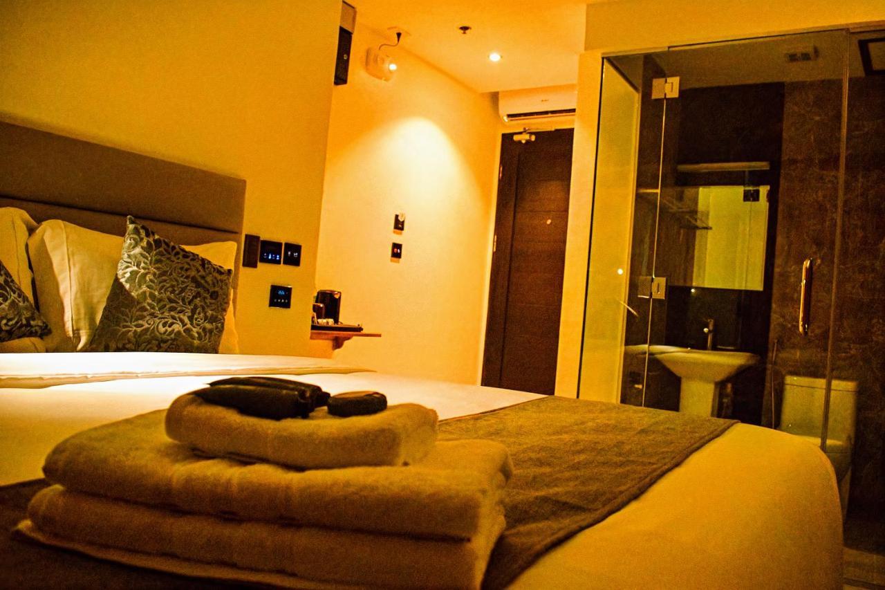 Sempre Premier Inn - Mactan Airport Hotel Lapu-Lapu City Bagian luar foto