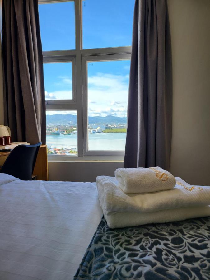 Sempre Premier Inn - Mactan Airport Hotel Lapu-Lapu City Bagian luar foto
