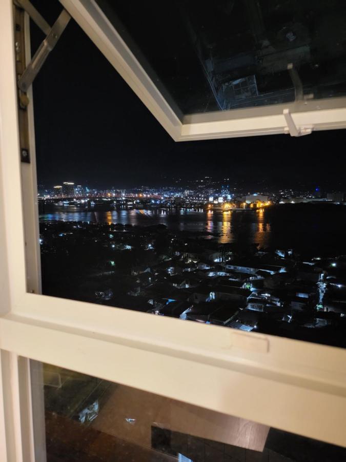 Sempre Premier Inn - Mactan Airport Hotel Lapu-Lapu City Bagian luar foto
