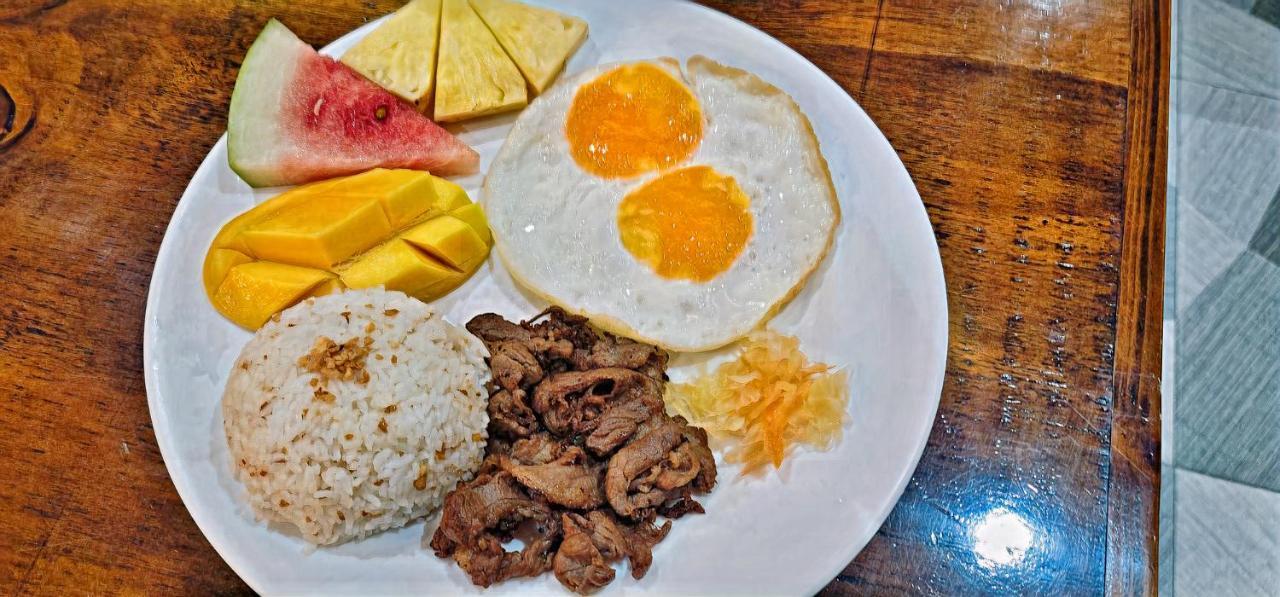 Sempre Premier Inn - Mactan Airport Hotel Lapu-Lapu City Bagian luar foto