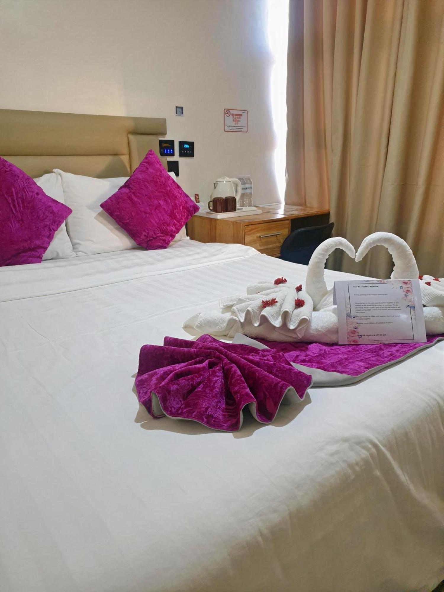 Sempre Premier Inn - Mactan Airport Hotel Lapu-Lapu City Bagian luar foto