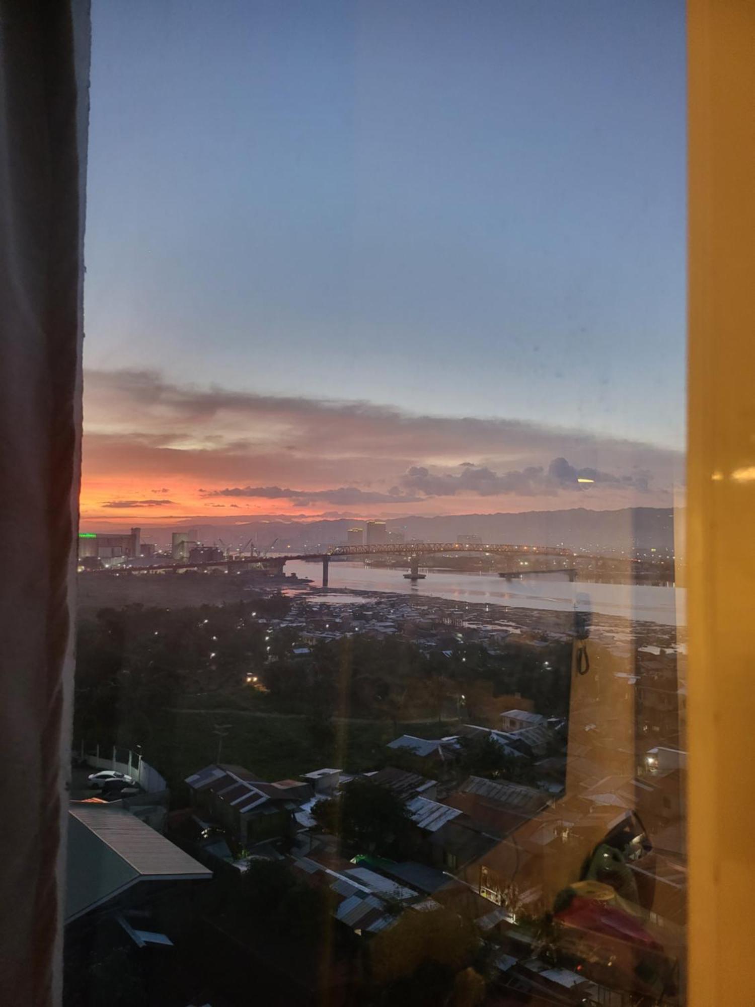 Sempre Premier Inn - Mactan Airport Hotel Lapu-Lapu City Ruang foto